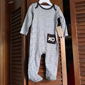 BRAND NEW 6-9m onesie